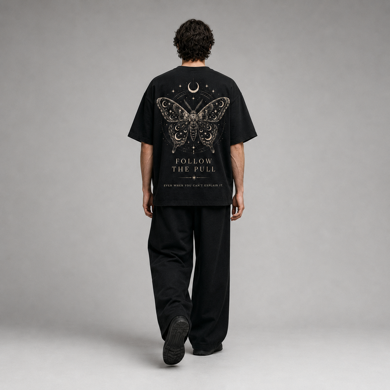 DRAWN ELSEWHERE fit